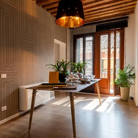 Casa de hóspedes La Finestra Sulle Beccarie 2*