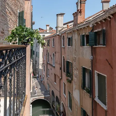 La Finestra Sulle Beccarie Venezia